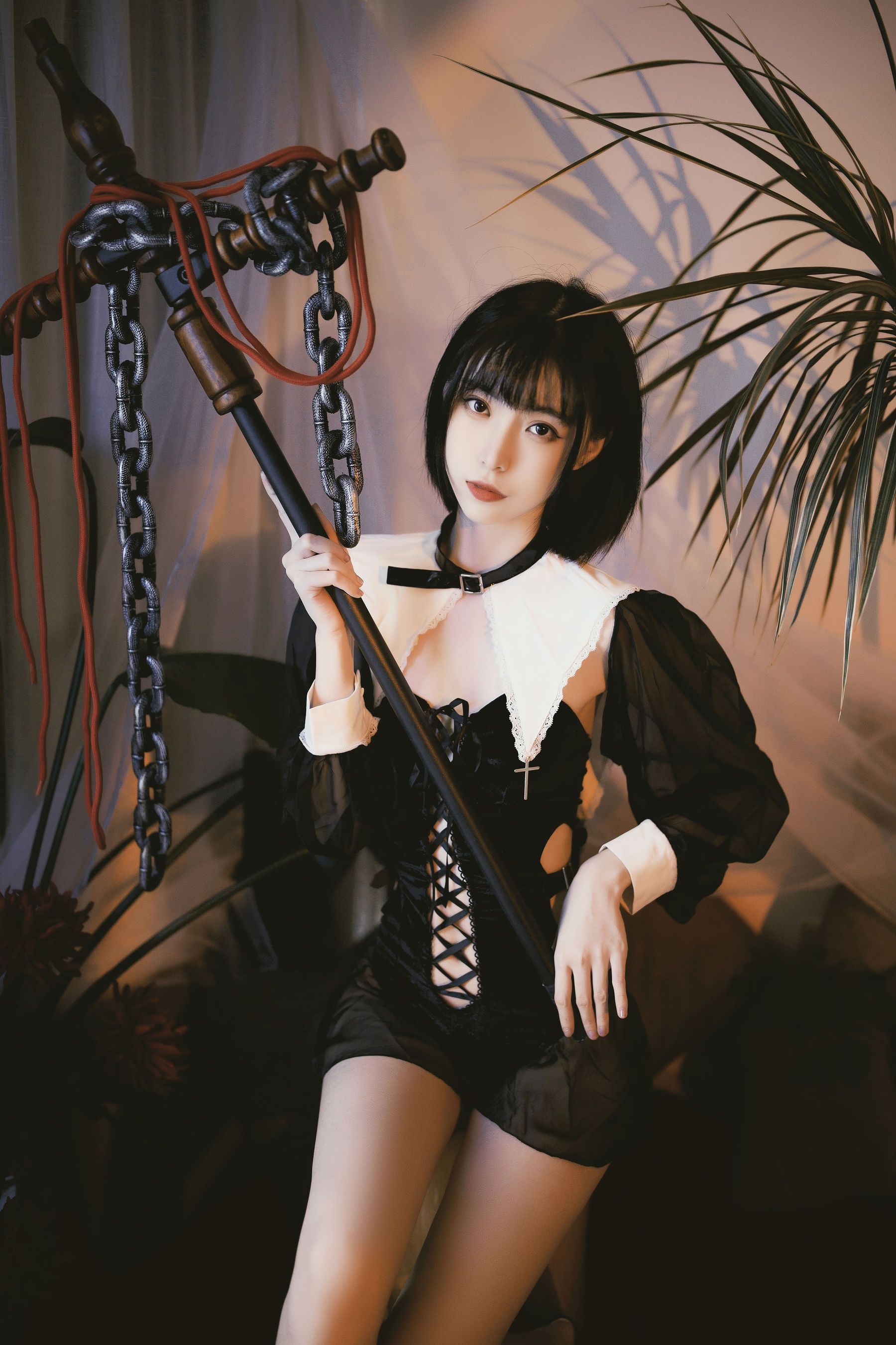 许岚 – 修女角色扮演 神圣与魅惑的视觉盛宴插图 许岚 – 修女角色扮演 神圣与魅惑的视觉盛宴插图