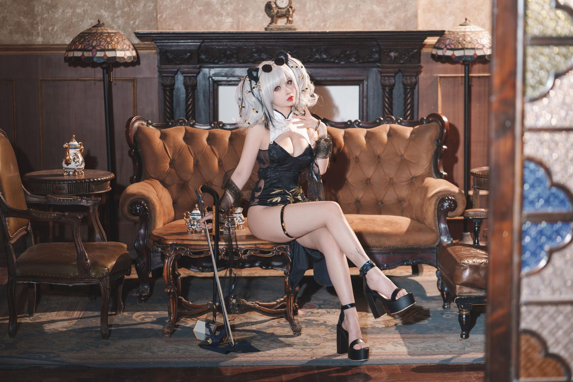 rioko凉凉子 食铁兽音乐会cosplay 明日方舟阿米娅音乐节摄影集插图 rioko凉凉子 食铁兽音乐会cosplay 明日方舟阿米娅音乐节摄影集插图