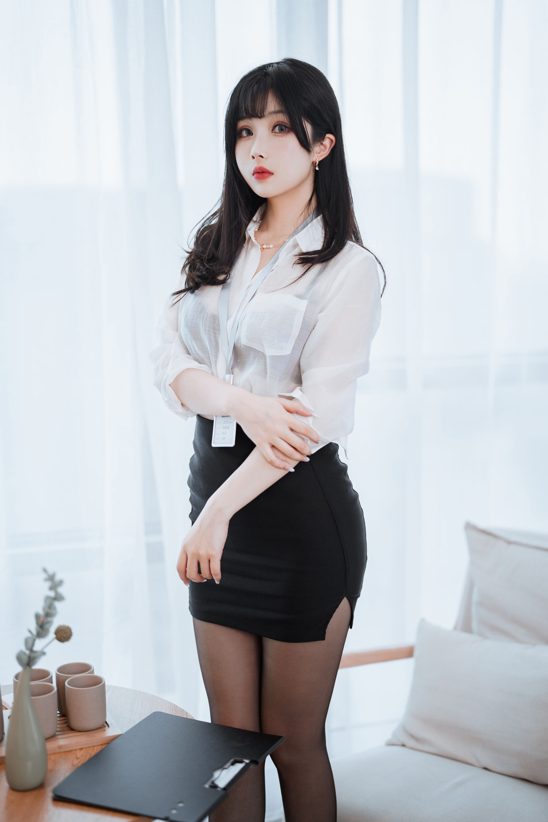 rioko凉凉子 OL前辈办公室制服诱惑 Cosplay写真集插图 rioko凉凉子 OL前辈办公室制服诱惑 Cosplay写真集插图