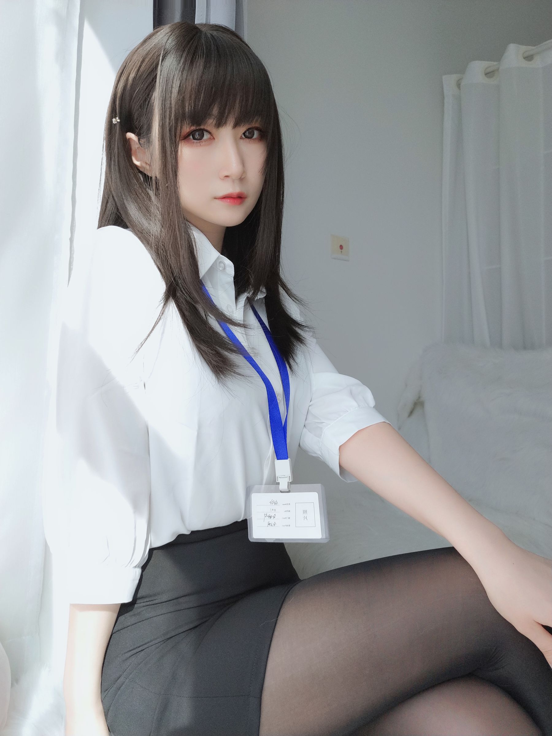 Coser小姐姐白银 – 制服诱惑 性感写真集插图 Coser小姐姐白银 – 制服诱惑 性感写真集插图