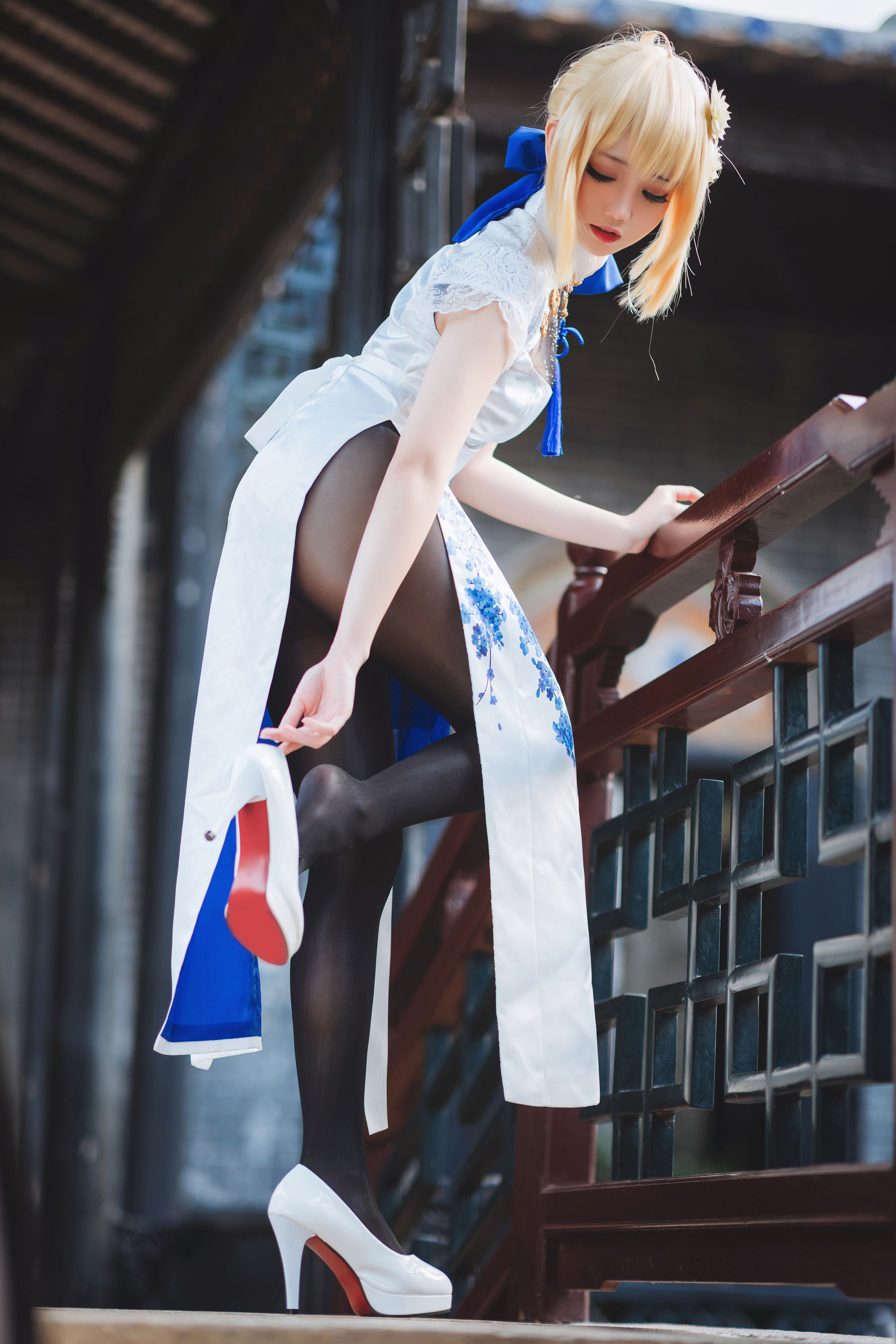 焖焖碳 – saber旗袍 cosplay 高清写真 阿尔托莉雅中国风插图 焖焖碳 – saber旗袍 cosplay 高清写真 阿尔托莉雅中国风插图